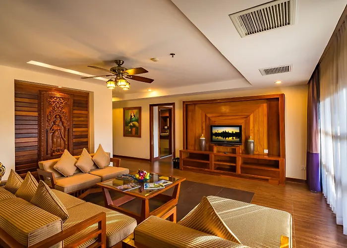 Angkor Miracle Reflection Club 5*
