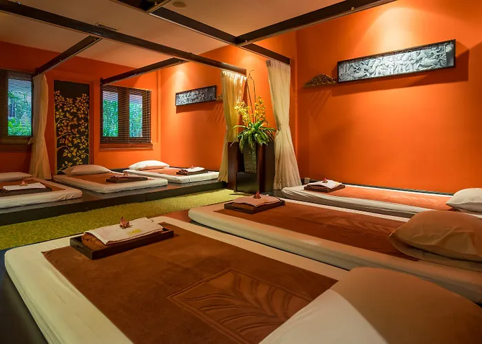 Angkor Miracle Reflection Club